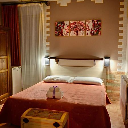 Hotel Villa Paradiso Riparbella Buitenkant foto
