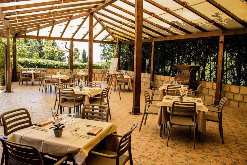 Hotel Villa Paradiso Riparbella Buitenkant foto