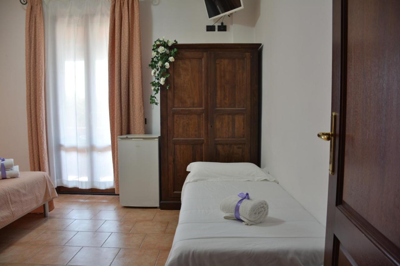 Hotel Villa Paradiso Riparbella Buitenkant foto