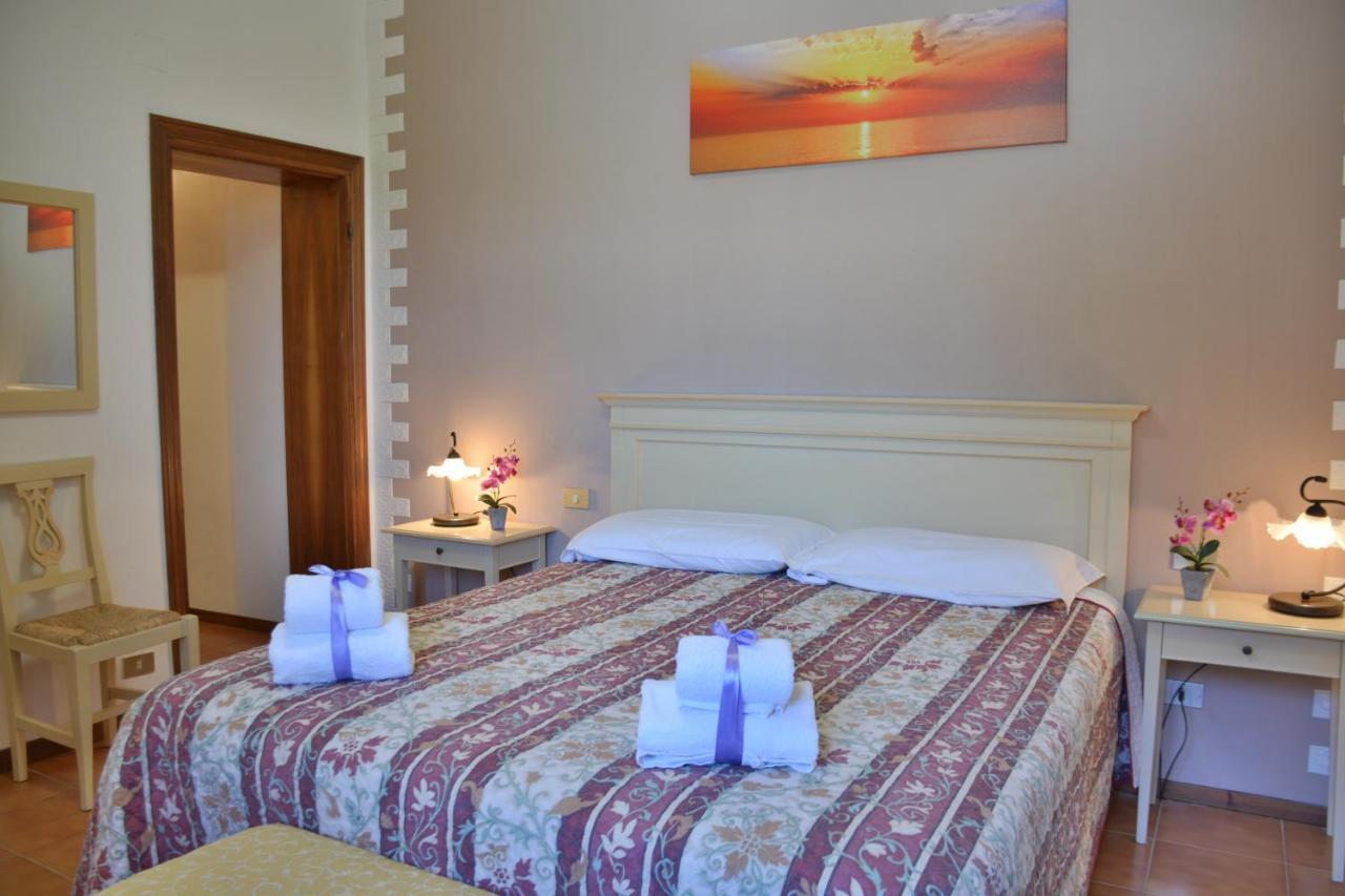 Hotel Villa Paradiso Riparbella Buitenkant foto